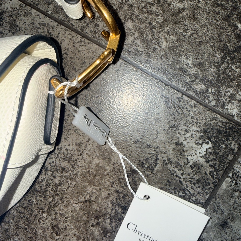 Dior saddle - Picture 8 of 11